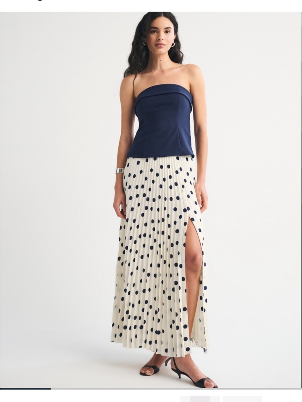 Abercrombie high rise pleaded skirt nwt